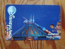 Disneyland Paris Special Free Employee Passport - 1995 - Original Hole