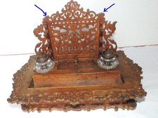 encrier en bois sculpté