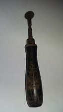 vintage roulette crantée bourrelier sellier cordonnier  - métier du cuir 