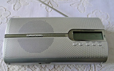 RADIO FM PORTABLE GRUNDIG