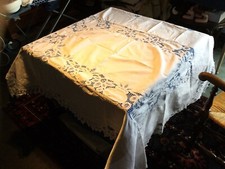 Belle nappe ancienne, grandes