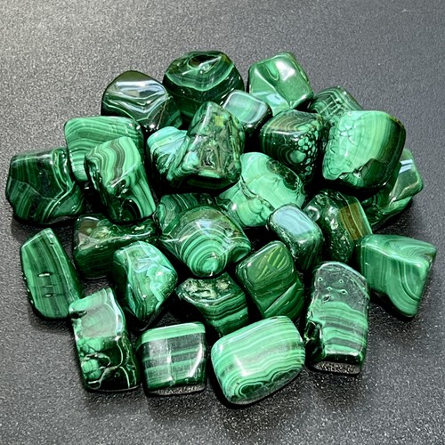 Malachite tumbled 8 - malachite, lb)