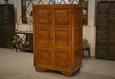 Armoire brutaliste en chêne