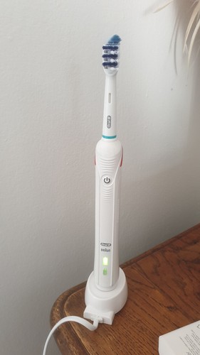 Brosse dents neuve braun - brosse,
