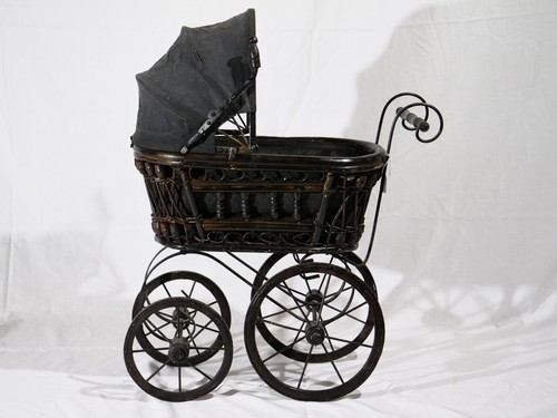 Ancienne poussette poupée - poussette,