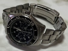 Montre solaire pour homme