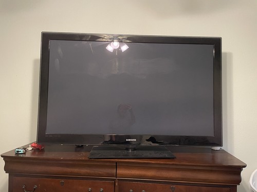 Samsung 1080p plasma - 58”,