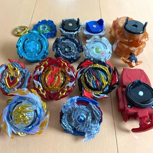 Beyblade lot metal fusion - lot,