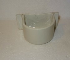 N°17 ANCIENNE MANGEOIRE POUR