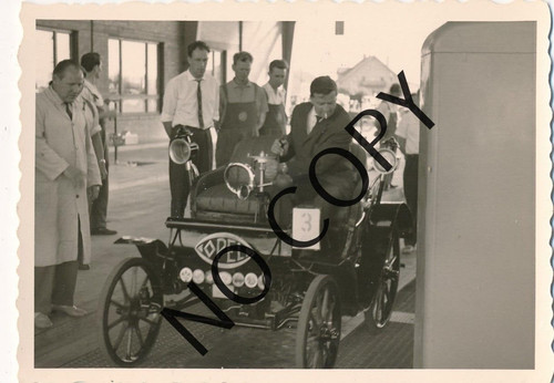 Photo voiture ancienne - photo,