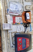 DÉFIBRILLATEUR FRED EASY