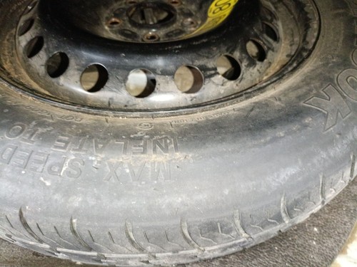 125 pneu rechange - 125/90/16,