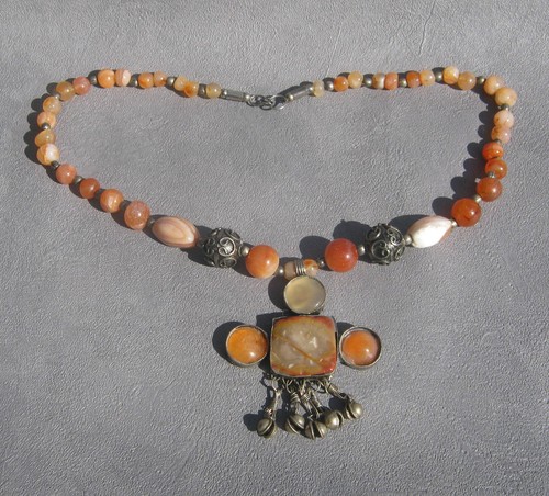 Collier ethnique métal - , et