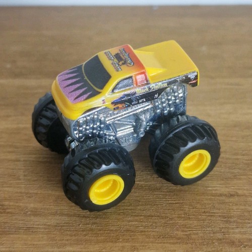 Hot wheels monster jam - hot,