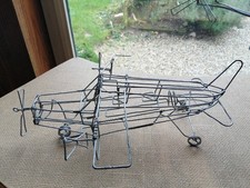 Avion à hélice sculpture