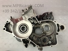 CARTER CENTRAL ENGINE 111A0-KS6-700 HONDA CR 125 1987 1988 CRANKCASE CRANKCASE