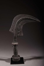 Couteau de cérémonie Mangbetu 527