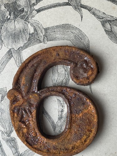 Ancien chiffre numéro 6 en - ancien,