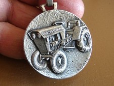 Ancien porte clé Tracteur