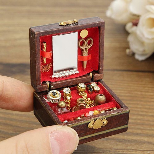 Dollhouse miniatures - 1:12,