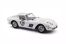 CMC M-251 FERRARI 250 GTO 10 GRAHAM HILL GOODWOOD TOURIST TROPHY 1962 RHD 2 1/18