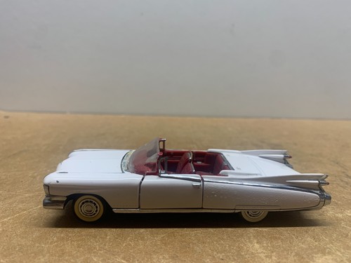 Franklin mint cadillac - mint,