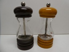 VINTAGE MARLUX  FRANCE PAIR PEPPER GRINDER & SALT MILL GLASS & TIMBER