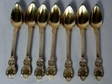 7 petites cuillères argent