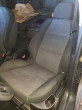 siége avant gauche pour