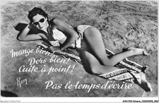 AVHP12-0744-WOMAN - On vacation - woman in lying swimsuit - eat well
