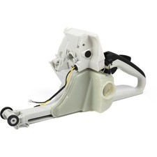 Poignée avec réservoir