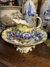 Ensemble de Toilette en porcelaine de Paris Vieux Paris 19th