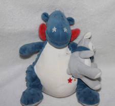 DOUDOU NOUKIES Victor et Guss  DRAGON MUSICAL BLEU ROUGE BLANC MOUTON GRIS 25 cm