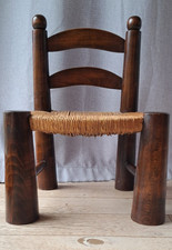 Belle petite chaises paille et