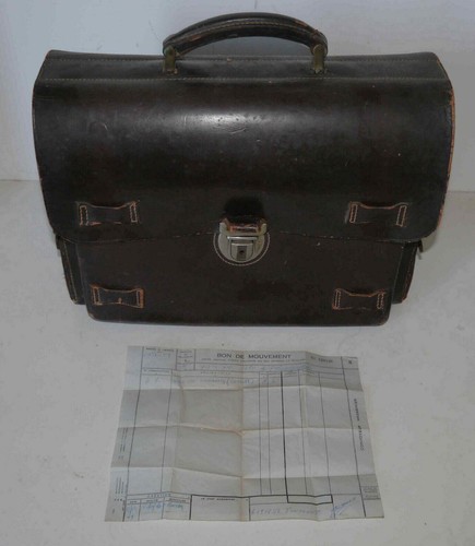 Sacoche ancienne - , (1957)