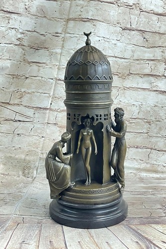 Sculpture bronze nu - en,