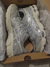 Chaussure Asics Cumulus 16