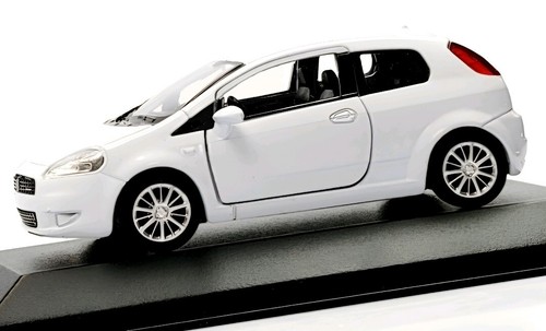 Italian hatchback fiat - #1,