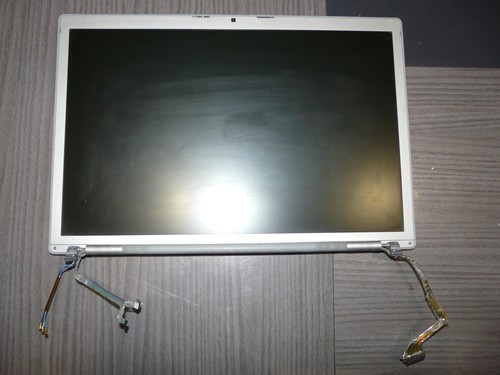 Ecran screen display - -,