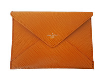 LOUIS VUITTON - POCHETTE -