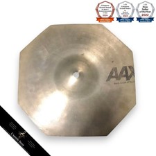 Cymbale traitée à la main