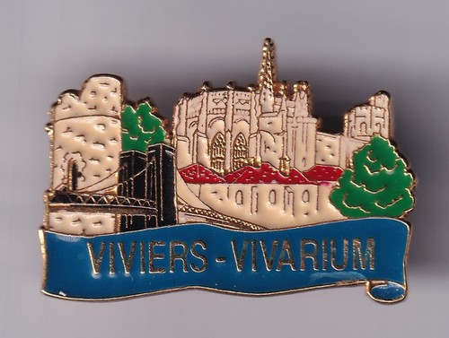 Rare pins pin - .., tourisme