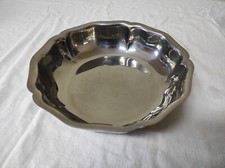 Plat de service creux rond en