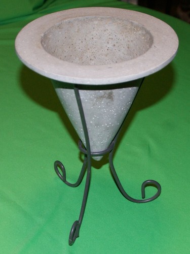 Pot béton forme conique - pot, en
