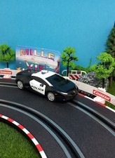 Voiture pour circuit Carrera