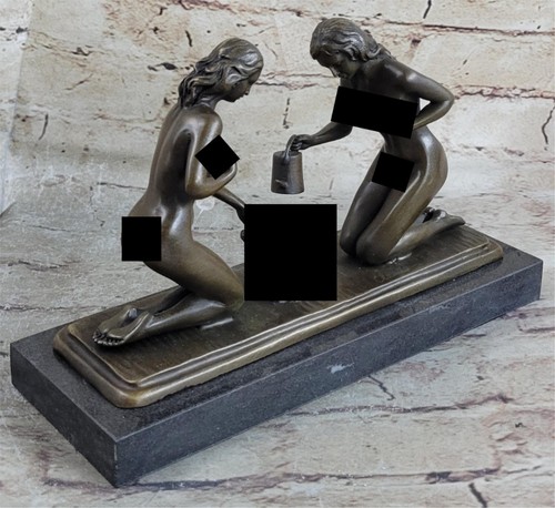 Sculpture statue figurine - statue,