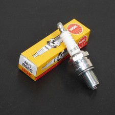 Bougie d'allumage NGK pour Moto Yamaha 400 RD Après 1991 Neuf