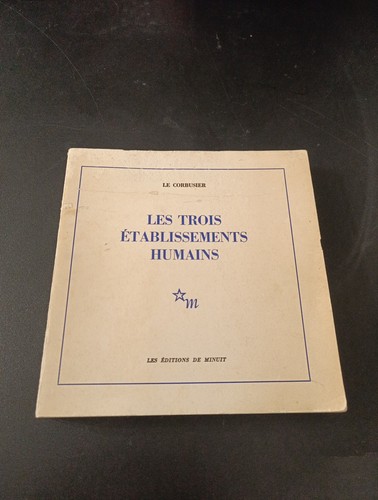 Corbusier les trois - le,