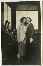 OLD PHOTO - VINTAGE SNAPSHOT - TRANSATLANTIC BOAT BRIDGE WHEEL BAR