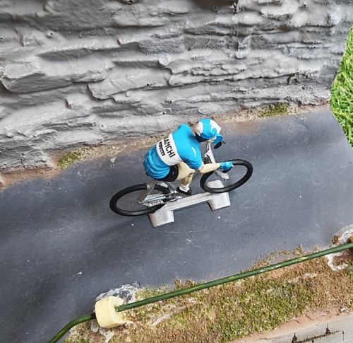 Cycliste cofalu bianchi - cycliste, fausto